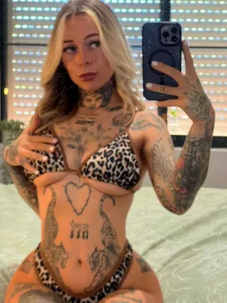 OnlyFans cuenta cxydtxy header 2