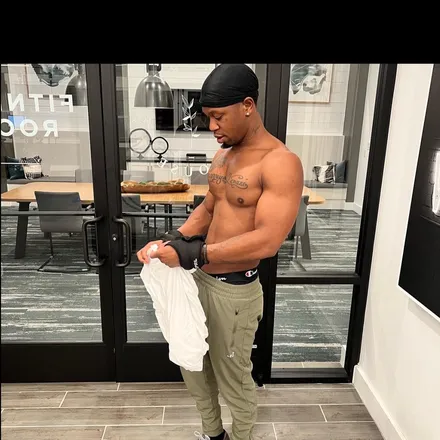 OnlyFans cuenta gregory62151892 header 2