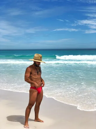 OnlyFans account  johnnyonasis header 2