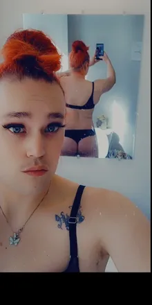 OnlyFans cuenta cecebradley header 2