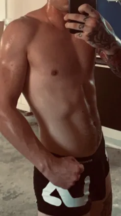 OnlyFans cuenta diccone header 2