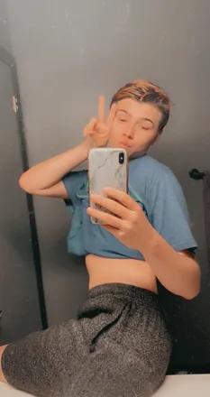 OnlyFans cuenta thedollyray header 2