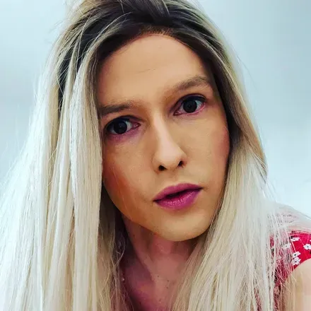 OnlyFans account  genderpoint avatar 1