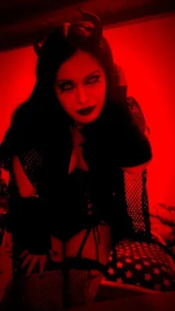 OnlyFans cuenta lady.revenge69 header 2