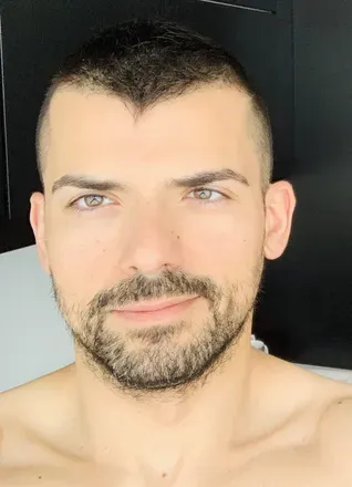 OnlyFans cuenta cris_fics avatar 1