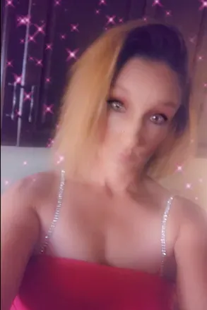 OnlyFans account  sq1rtrgrl69 avatar 1