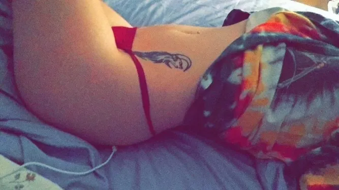 OnlyFans cuenta thickeuroemma header 2