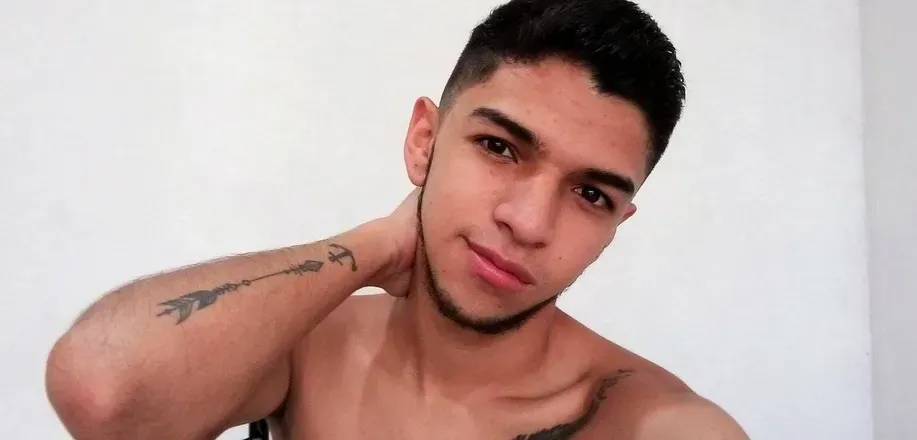 OnlyFans cuenta hendersonvillarreal header 2