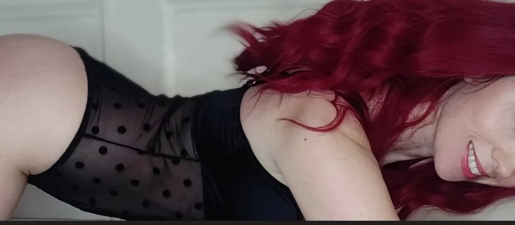OnlyFans cuenta u223183174 header 2