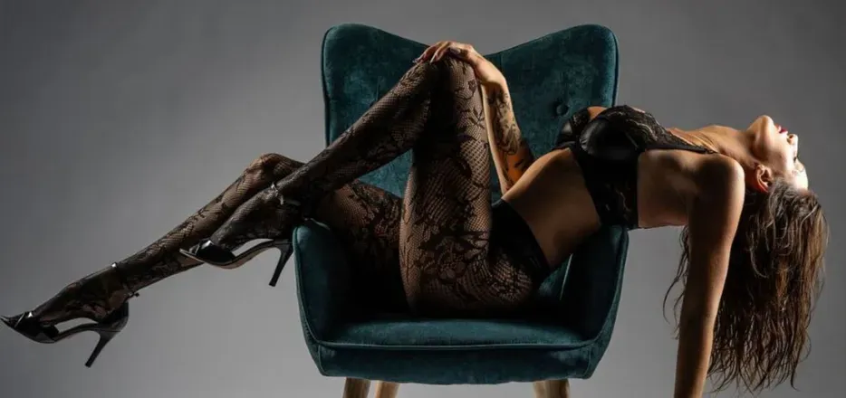 OnlyFans cuenta victoriarosemodel header 2