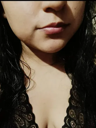 OnlyFans cuenta yasmin0296 header 2