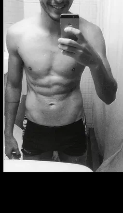 OnlyFans account  yourmovement avatar 1
