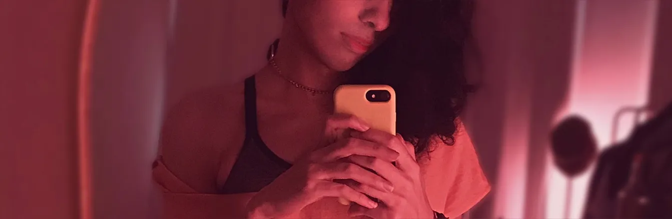 OnlyFans cuenta theveesneeds header 2