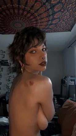 OnlyFans account  mickeyrose avatar 1