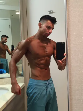 OnlyFans cuenta mr.zay header 2