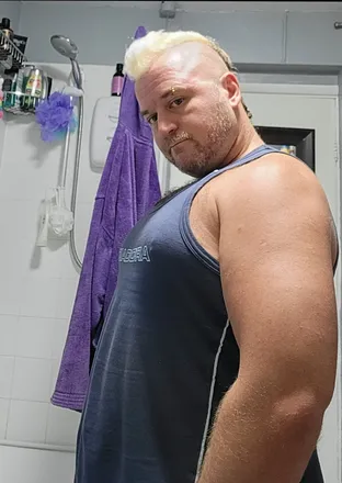OnlyFans cuenta fantasybearxxx header 2