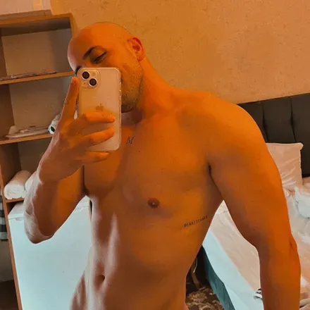 OnlyFans account  themustonce avatar 1