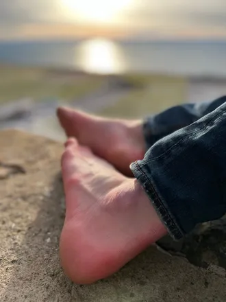 OnlyFans account  mrbareboot header 2