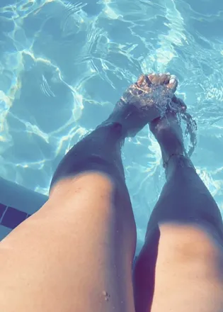 OnlyFans cuenta comeandseeseeme header 2