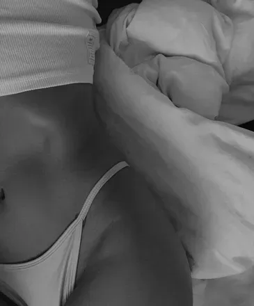 OnlyFans cuenta ainara25 header 2