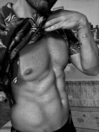 OnlyFans cuenta motero331 header 2