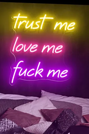 OnlyFans cuenta yoursary header 2