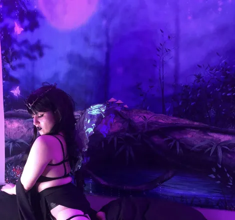 OnlyFans cuenta goddess_aeval header 2