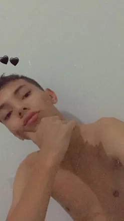OnlyFans cuenta moreno264 header 2
