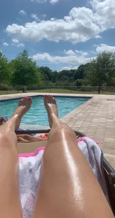 OnlyFans cuenta barefootbunny444 header 2