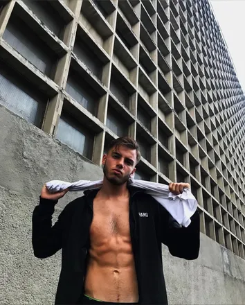OnlyFans cuenta karavadjo4 header 2