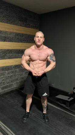 OnlyFans cuenta icaka1914 header 2