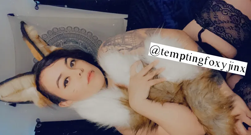 OnlyFans cuenta temptingfoxyjinx header 2