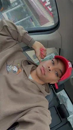OnlyFans account  thtcoolkidd avatar 1