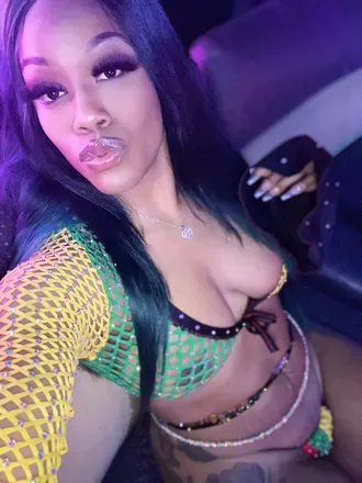 OnlyFans account  ohh_nina_rose avatar 1