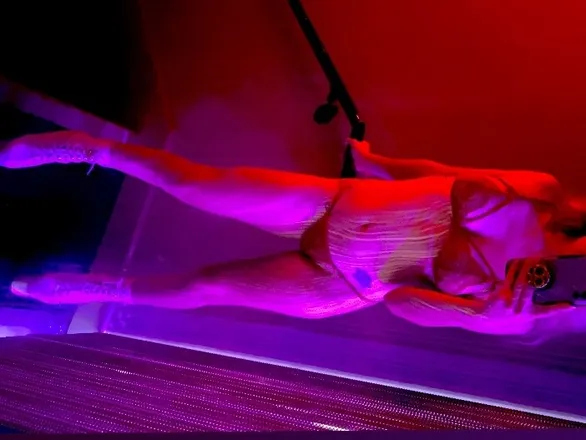 OnlyFans account  imjuicylucyyyy header 2