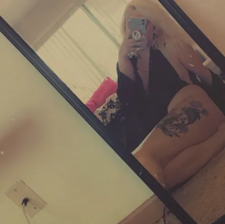 OnlyFans cuenta annemarie5 header 2
