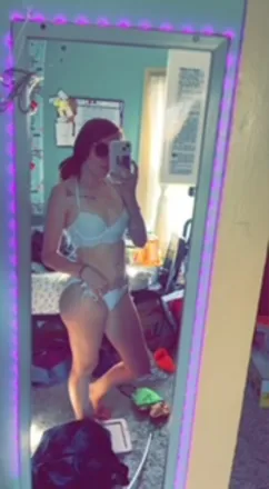 OnlyFans cuenta prettyangelgirl21 header 2