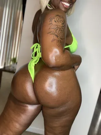 OnlyFans cuenta whitneyyyyrenee avatar 1