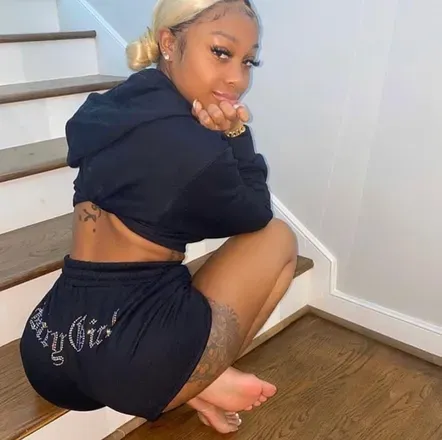 OnlyFans cuenta lashaderoom header 2