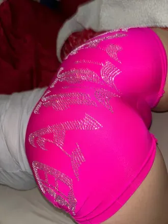 OnlyFans account  mommyy02 header 2