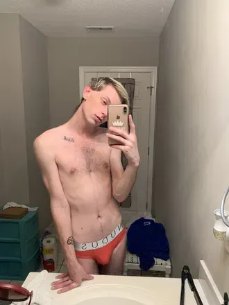 OnlyFans cuenta pattyofficially avatar 1