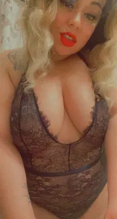 OnlyFans cuenta osomarie header 2