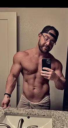 OnlyFans cuenta fitdickdaddy avatar 1