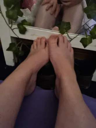 OnlyFans cuenta colourmedaisytoes avatar 1