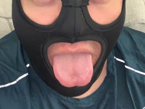 OnlyFans cuenta goodgloryholeboi avatar 1