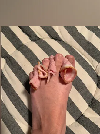 OnlyFans cuenta prettydirtytoesandfood header 2