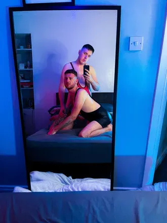 OnlyFans cuenta deviantpigs header 2