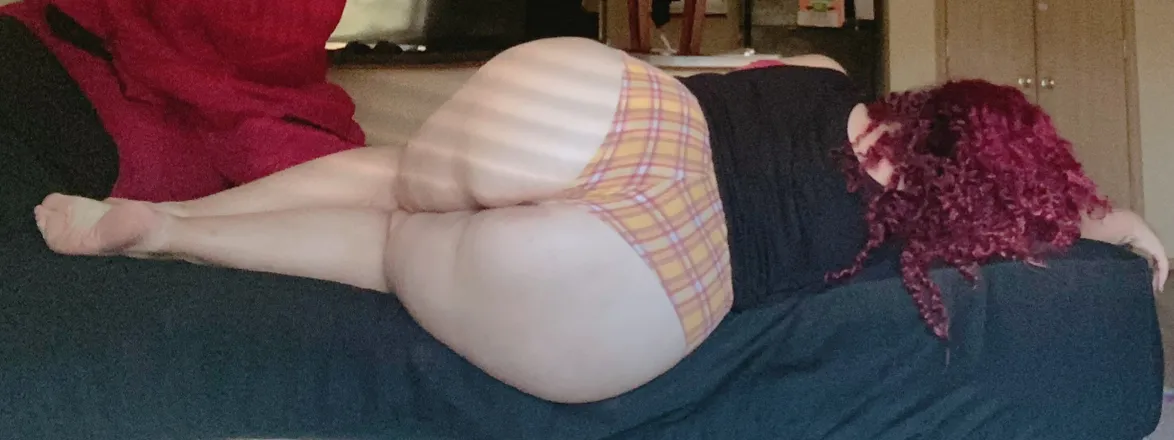 OnlyFans cuenta peachredmess header 2