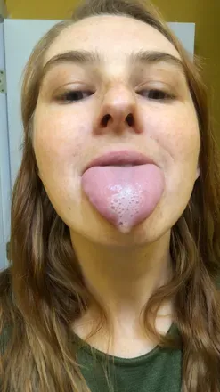 OnlyFans cuenta tongue-tastic header 2