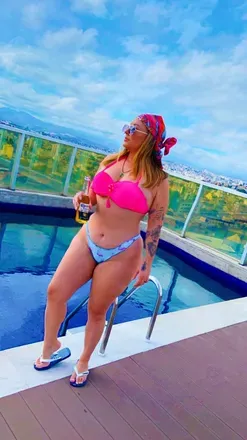 OnlyFans cuenta camillaalmeida header 2